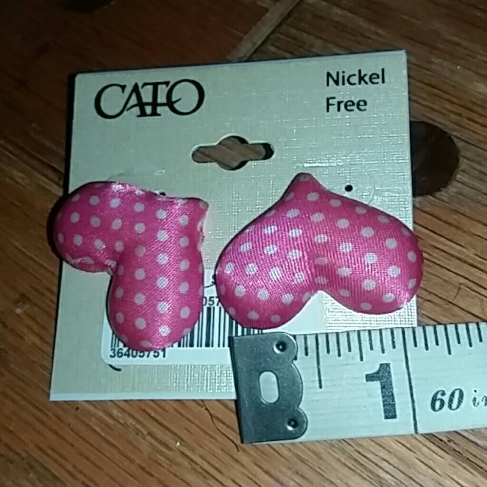 Button earrings - Picture 3 of 4